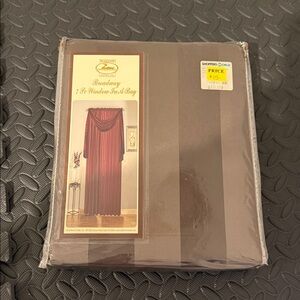 Broadway Brown Tapestry by